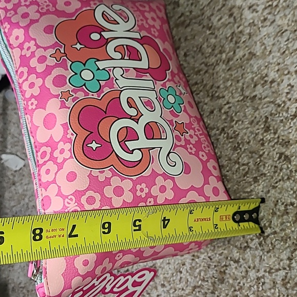 Barbie Make-up Accessory Bag - Picture 6 of 7